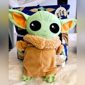 Star Wars Mandalorian Baby Yoda 3 Piece Tracel Set